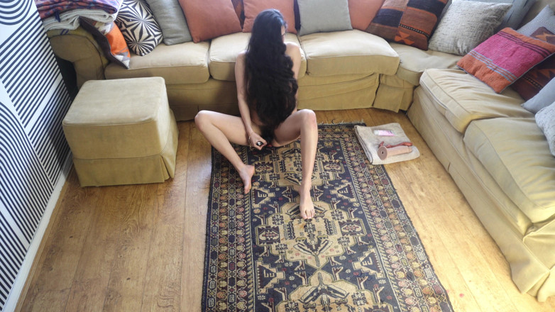 Mirabella Estella: Dewi Mira sensual melancap dubur