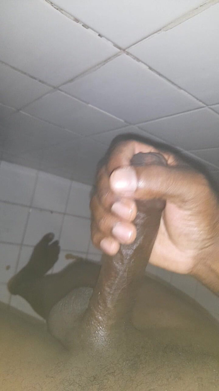 Black guy: S6 E8 को मरोड़ना