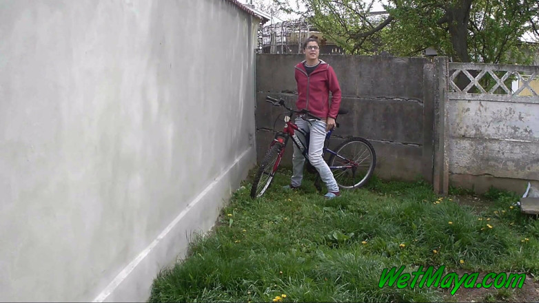 Wet Maya: Pissing in the backyard on a cold day, and leaving...