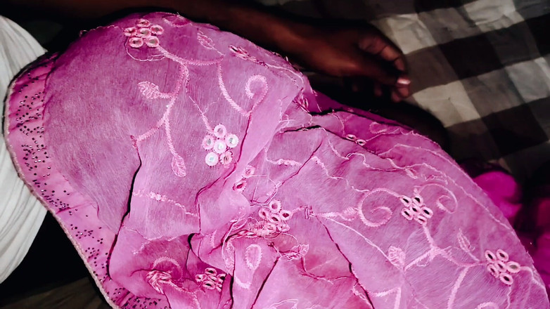 Raj porno studio: 德西印度新人妻穿着纱丽服性交