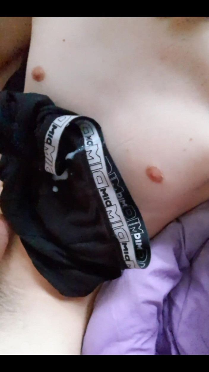 Snauwflake: Someone Ask Me to Cum on My Underwear