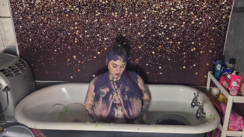 Bambi_beauty1: Keseronokan krim dan Gunge!