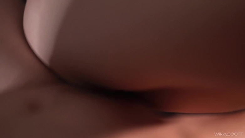 Wikky Scott: Она была уже обнаженной, а я просто трахнул ее и кончил ей в рот | Wikkyscott