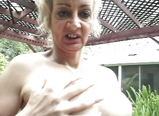 Chicks with Dix: Reife transe liebt dicke schwänze