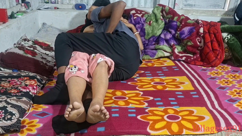 Villagesex91: Mladá desi vesnice Bhabhi Chudai