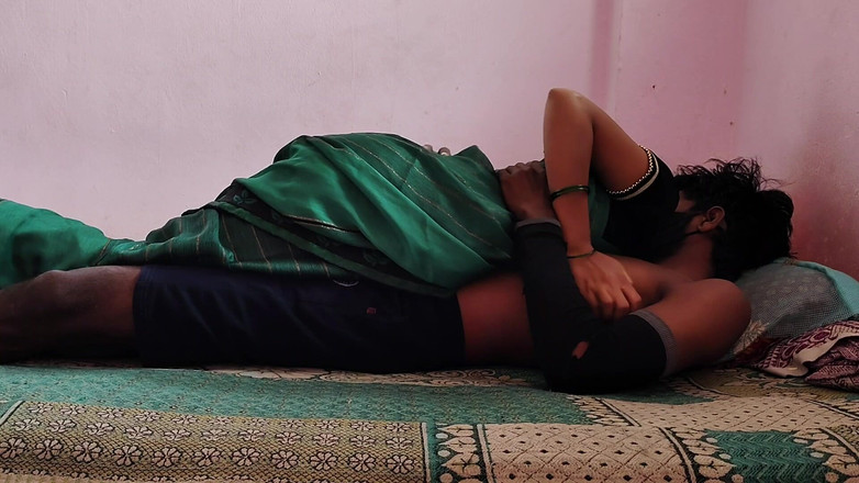 Viralcouple76: Fată sexy din sat Pooja - videoclip nou cu sex