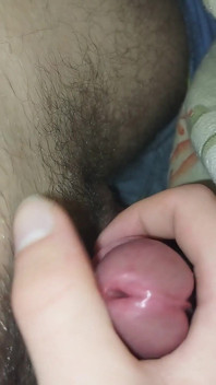 Ung avrunkning liten Penis