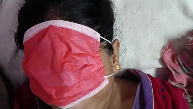 bengalihousewife: Pertunjukan seks boudi si ibu-ibu hot india yang lagi asik...