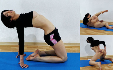 MineaXX2: Disturbata durante lo yoga parte 3 - spina anale, dildo di vetro...