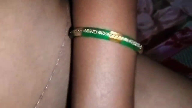 Mava mava: 我毫不留情地让她处于后入姿势，并有一些很棒的重口味