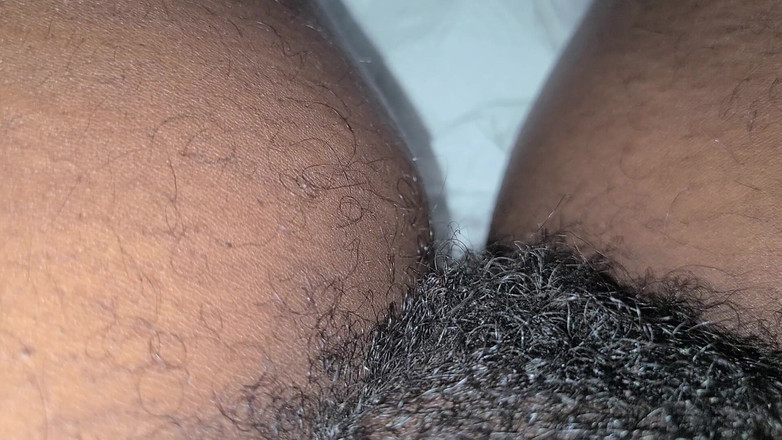 Roseblue2: Tvrdý ženský orgasmus při sledování porna
