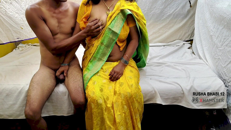 RUSHA BHABI: Beautiful Indian Deshi Bhabhi with Devor After a Long Time...