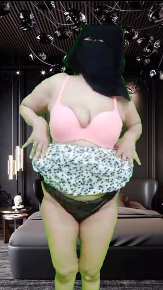 TestyFoundation: Stepmommy's Huge Mature MILF Tits Ass