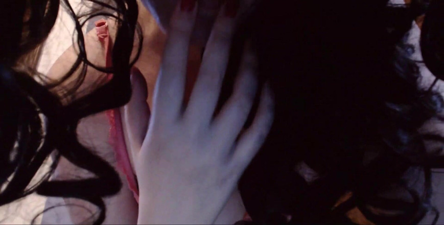 Nicoletta Embassi: Moje dlouhé vlasy vám budou, dokud neztratíte mysl, protože jste...