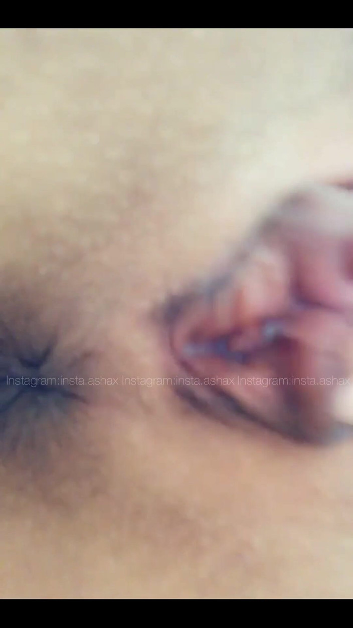 Ashamodel: Zondagochtend gelukkig klaarkomen