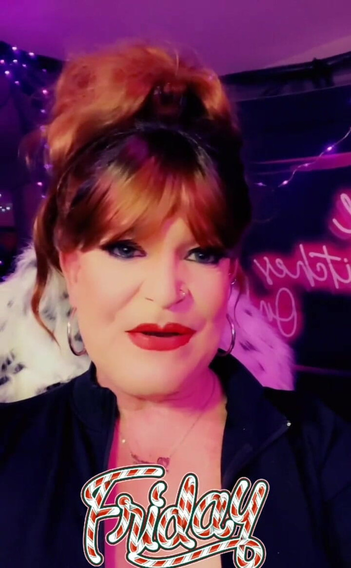 FemmeCheri120: 트랜스 라이프....... 세차장, 페이브 오피시 컵, 스타벅스, 호르몬 픽업 및 신규