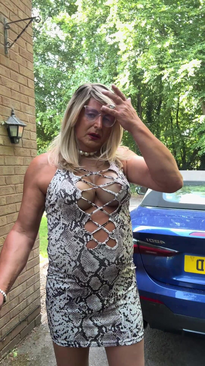 Kellycd2022: Người mặc đồ xuyên thấu gợi cảm Kellycd2022 trong chiếc quần...