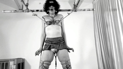 Bdsmlovers91: スタンディングオベーション:新しいファックマシンで彼女の初めて - Bdsmlovers91