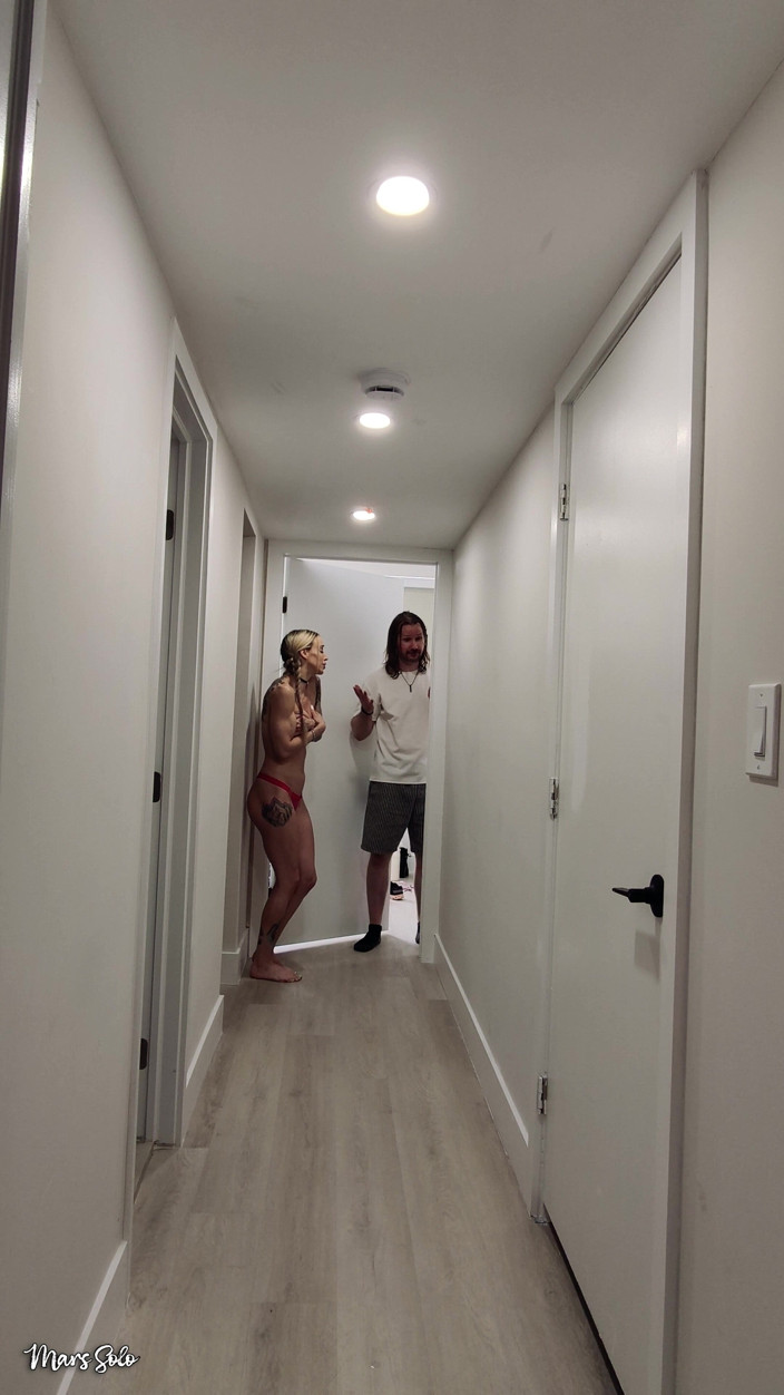 Mars Solo: Embarrassed, Naked, and Locked Out of My Room! Mars Solo...