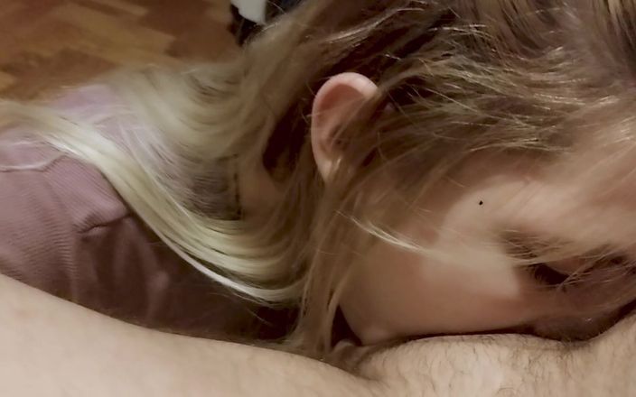 vuana: Extreme Deepthroat Action From Slutty Blonde MILF with Cum on...