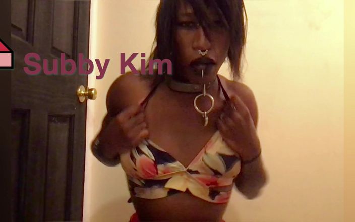 Subby kim: Subby Kim Twerking and Rubbing Her Throbbing Hole