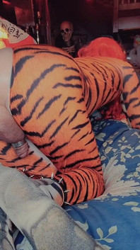 Awek punggung Tigra Time Bulat Seksi Pantat Tiffany Ciskiss