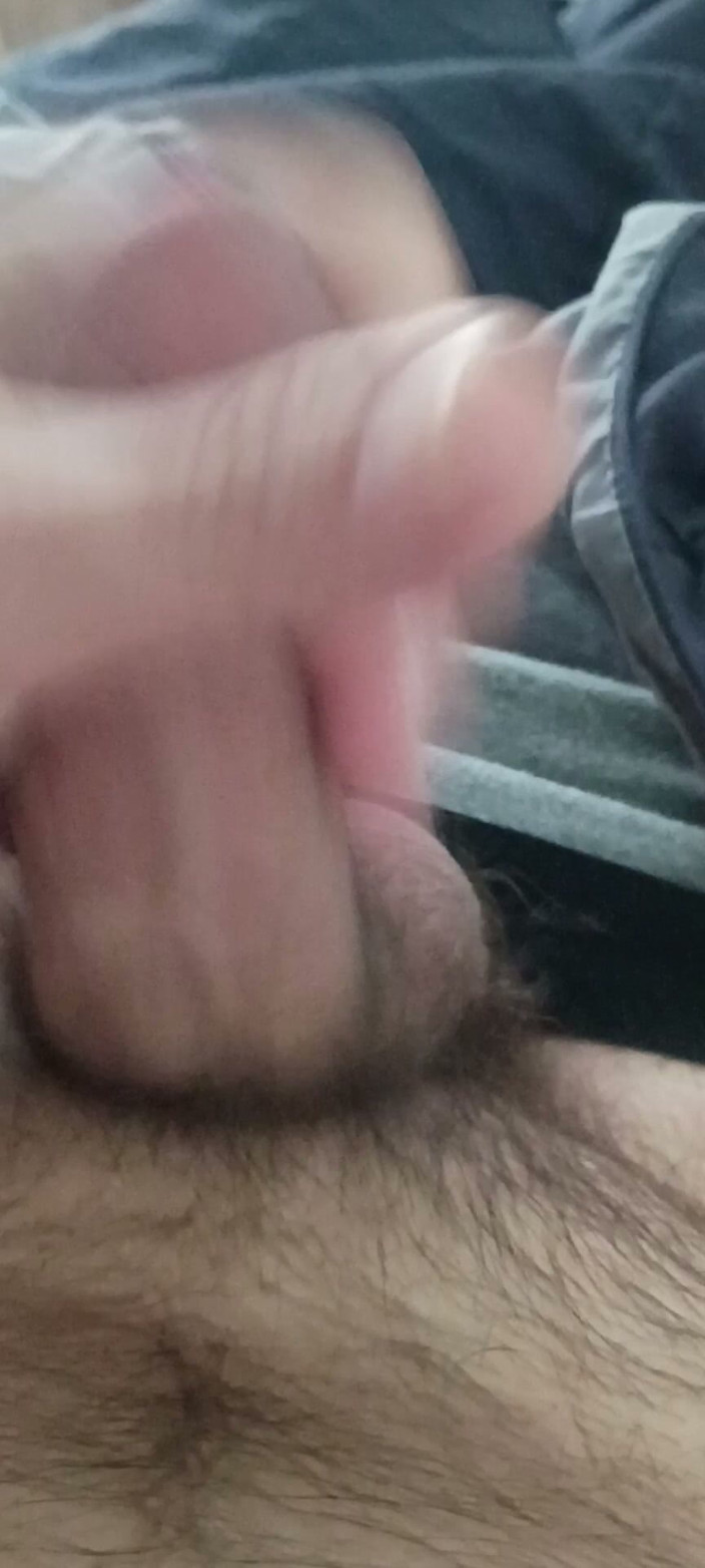BigpizzaJoe: Bored in Bed