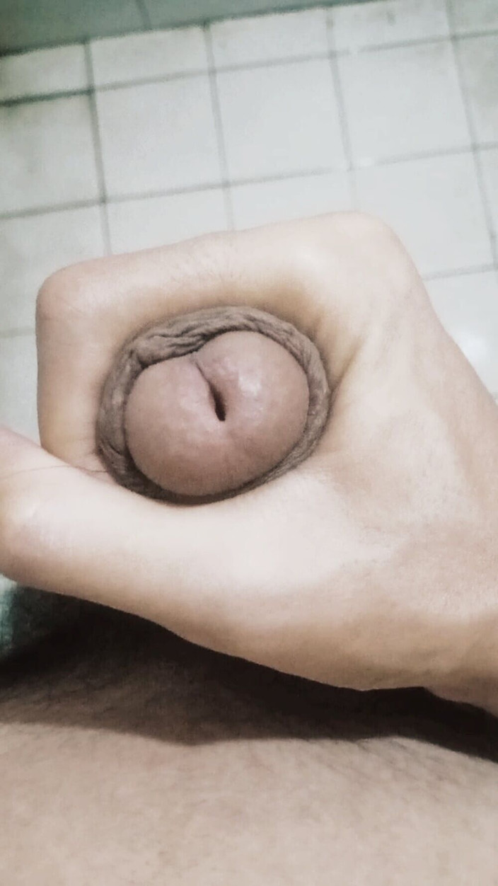 Minato: Minato banyoda mutlu elle muamele