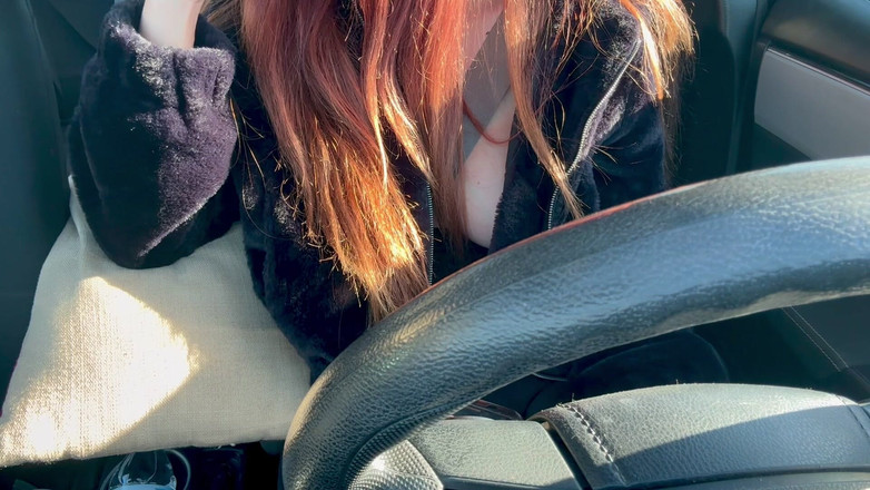 Artemisia Love: Novo passeio de carro longo com Artemisia Love mostrando seus...