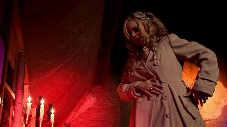 Group Sex Stories: Palenie gorących MILF dostały usta i twarze pokryte świeżym kremem