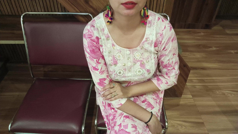 Saarabhabhi6: Büroangestellte, grober hardcore-fick mit ihrem chef zur beförderung, kompletter film