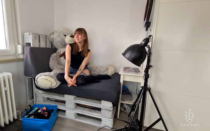 Anne Eden: Žádost o první porno casting teengirls !!