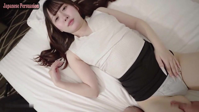 J-Girls Club: Idol Like Beauty with Surprising Skill Leads a Relaxing Session...