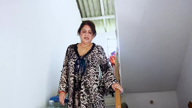 Xtramood: House Owner Fucked Her Room Boy, Desi Hardcore Sex, Full...