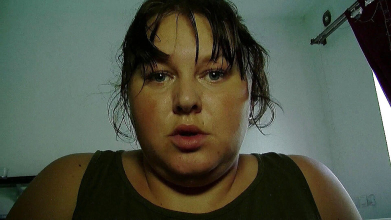 All Those Girlfriends: Velká kráska Katyna roztahuje kundičku a masturbuje