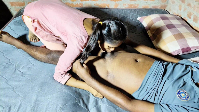 Shivanibaby: 결혼식에서 남친을 만나 그의 성기를 보고 보지 따먹혀