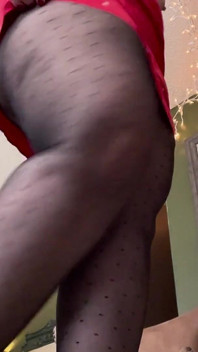 BBW in Smelly Pantyhose Shows off Her Curves and Teases You Before Counting You Down to Cum