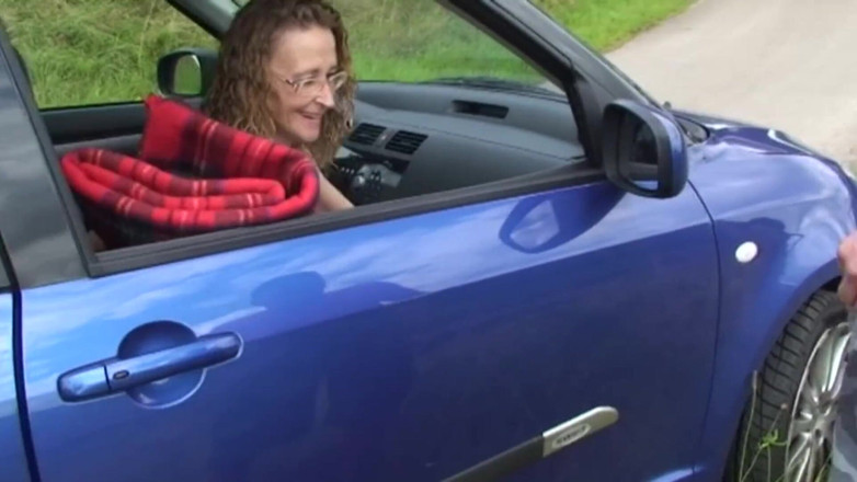 Mature Climax - 100% Mature Videos: Horny mature woman found a quick fuck near the highway