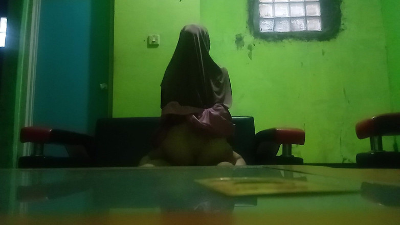 Famly sex: Pizda fratelui meu vitreg este atât de delicioasă.