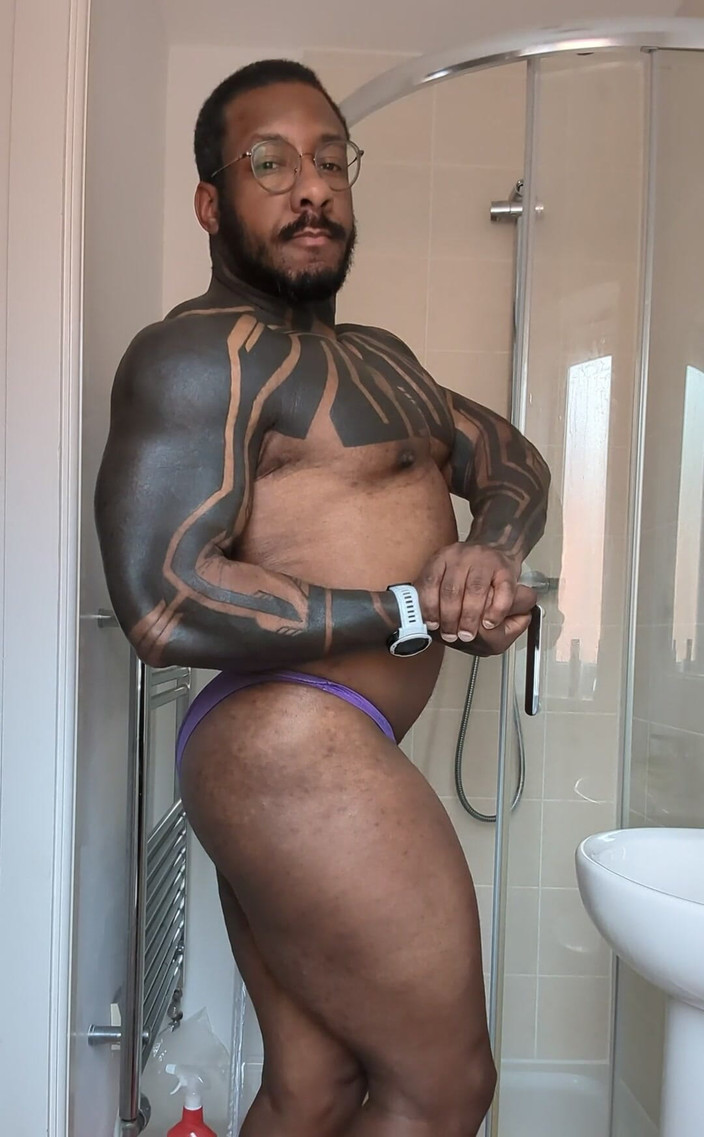 Amadeus: コーチのポーズを取る。アマデウス・モード