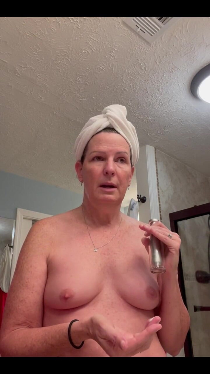 bethmckenna: After-shower Story Time