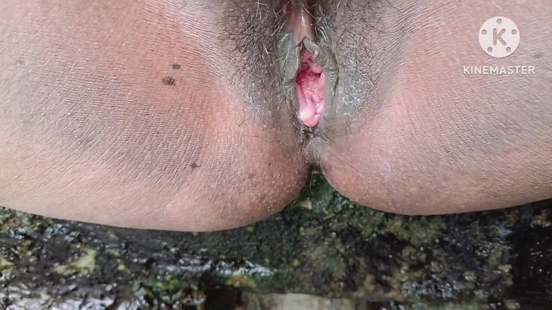 Nenika: 펠라로 보지를 따먹는 인도 바비