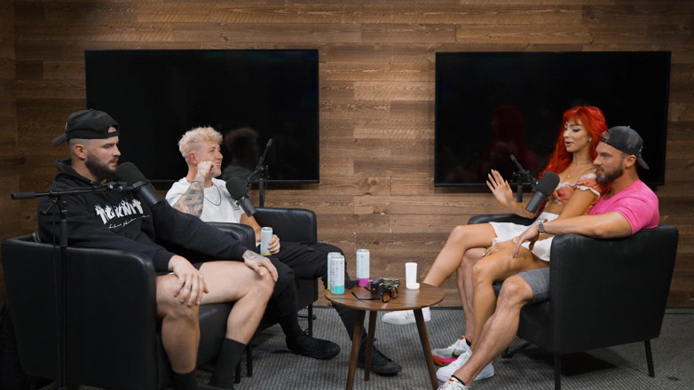 Pillow Talk: Fitness nala ama giocare di ruolo ..