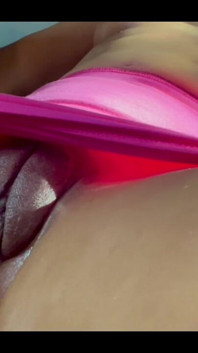 Bubble Blowing Pussy