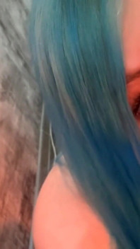Deep Throat Deftly Swallows Cock