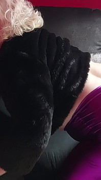 Hottest German Granny Is Hotter Than Usual and Wants Fun!