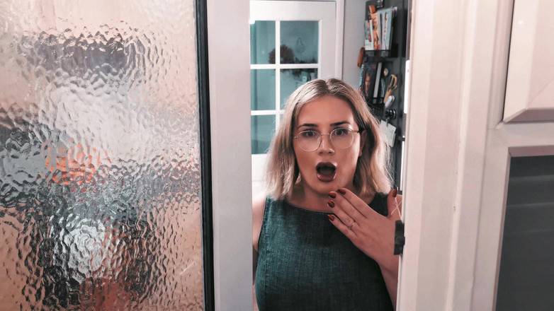 JessieHH: Une femme au foyer rétro des années 50 voit sa première...