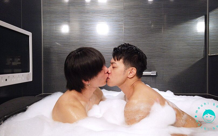 Mochi Boys: Первое Гей-порно Видео Симпатичных Японских Пареньков