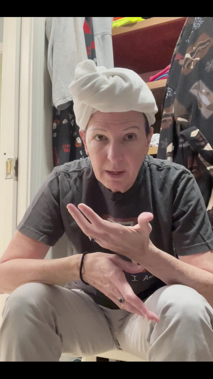 bethmckenna: 周五愉快！！！