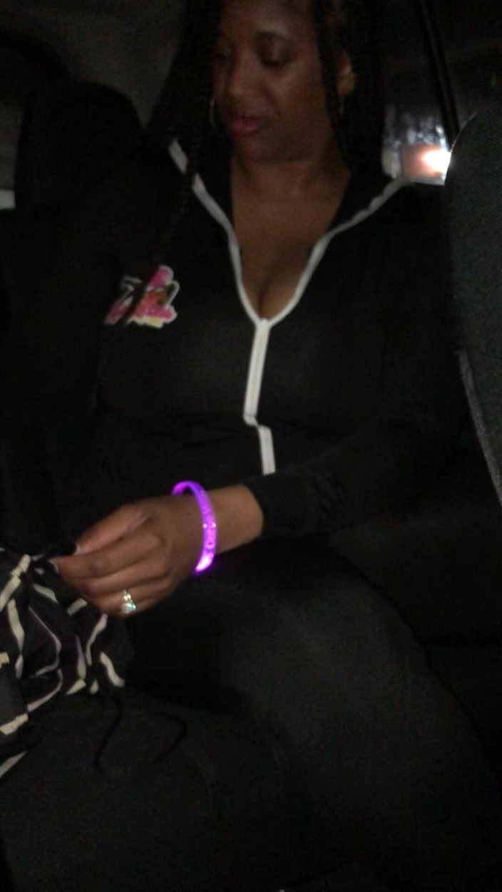 Vicki Bam: Quick Change in the Back Seat